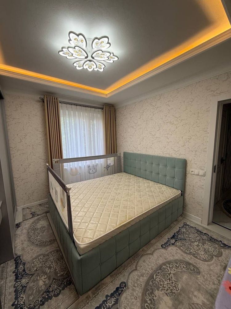 Продам квартиру на Ц-6