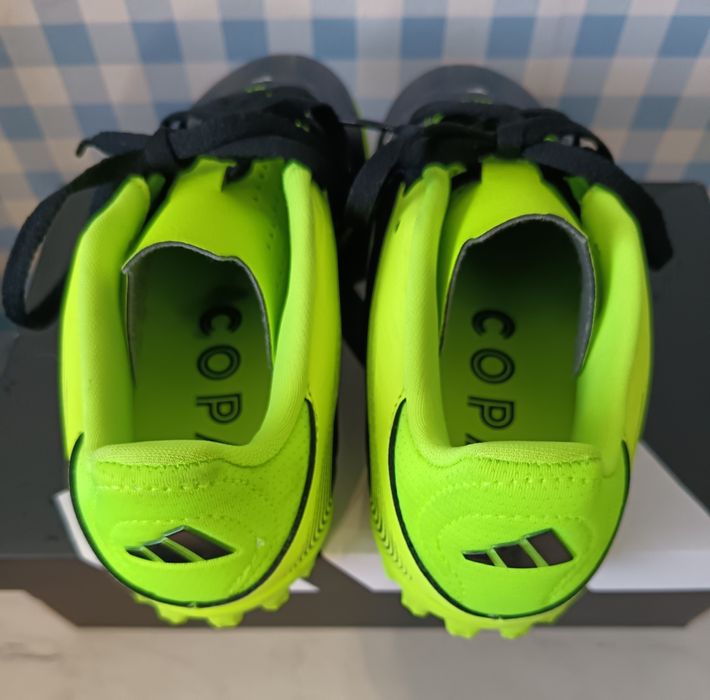 Детски футболни обувки "Adidas Copa Pure III Club TF"