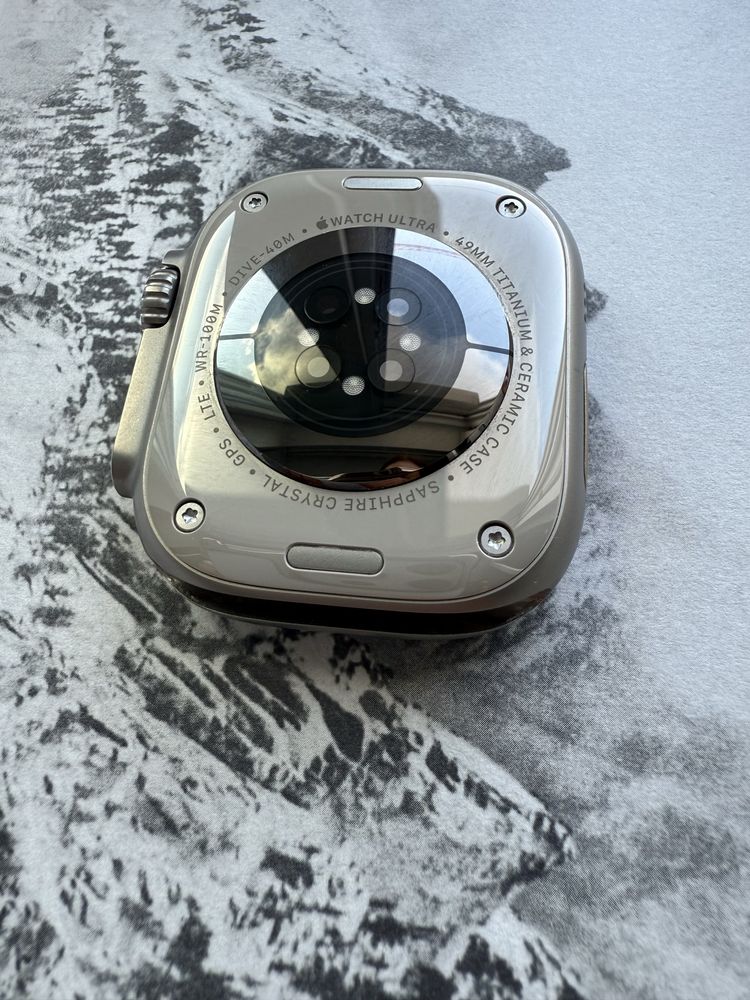 Apple Watch Ultra 1