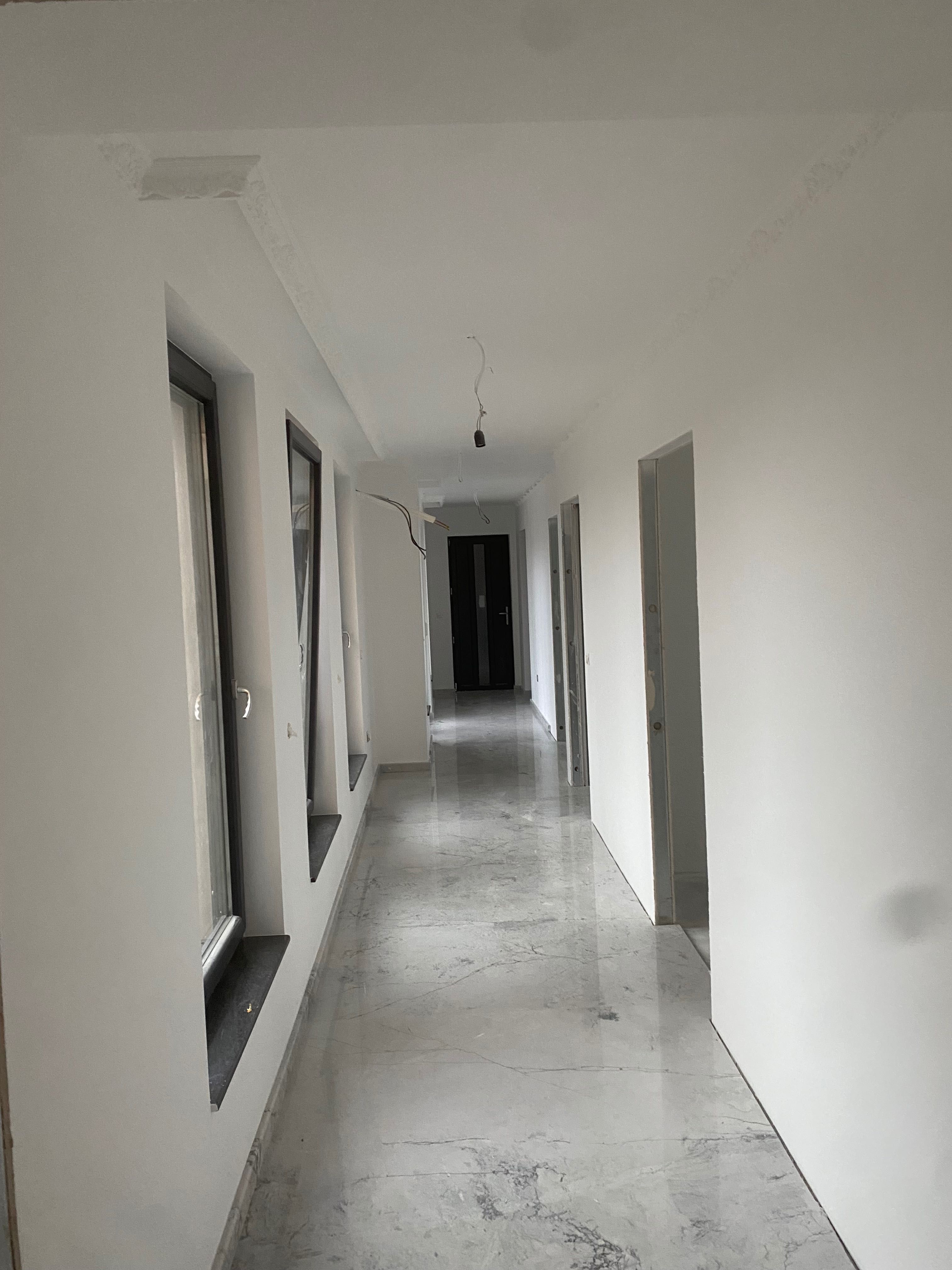 Tencuiala, glet ,Zugrăvit mecanizat interior/exterior