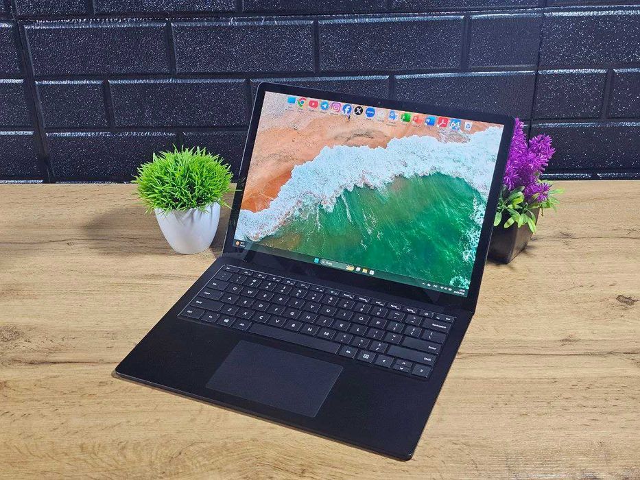 Surface Laptop 4 / i7 1185G7 / 16Gb/256Gb *13.5” IPS 2K FaceID