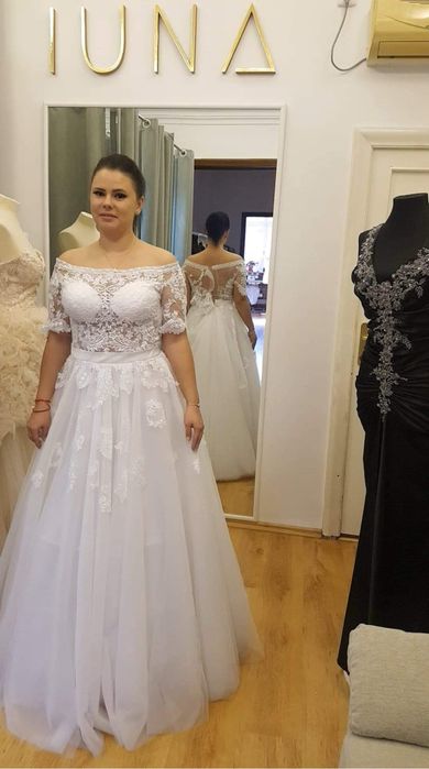 Rochie mireasa, maneca scurta M-38