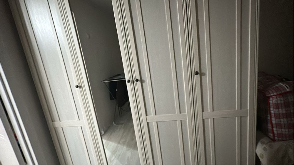 Срочно продам шкаф