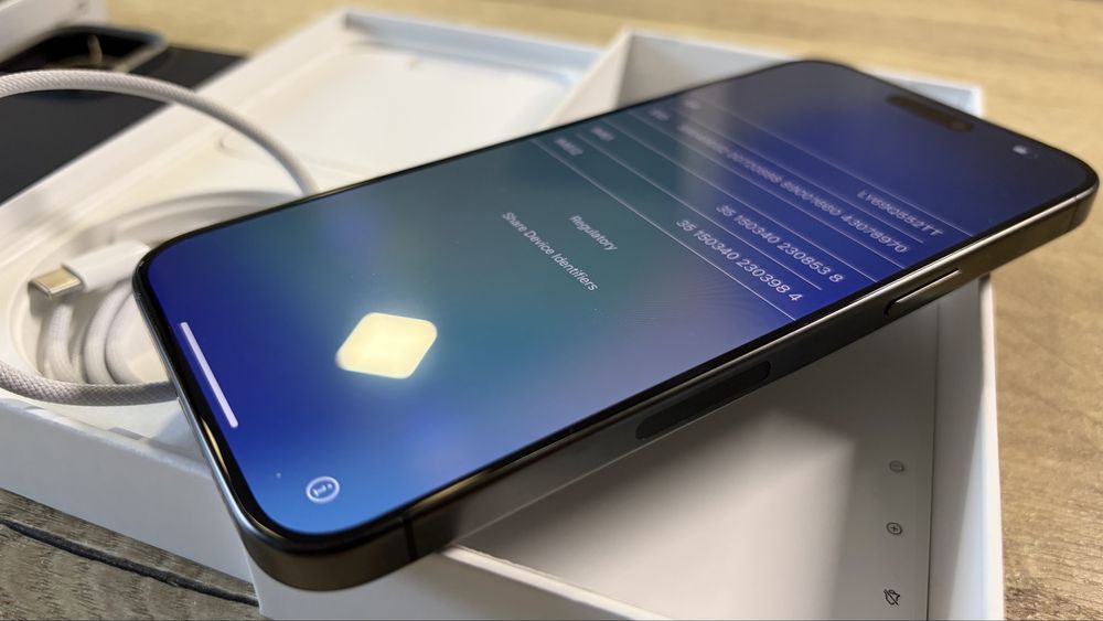 Iphone 15 pro max 256 gb negru neverlocked