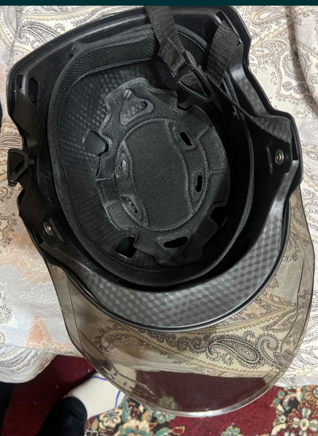 Moto shlem yangi