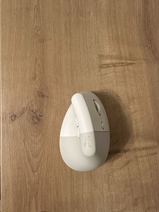 Mouse Logitech Lift bluetooth vertical alb
