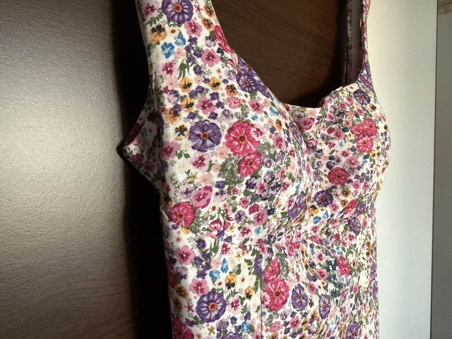 Rochie inflorata