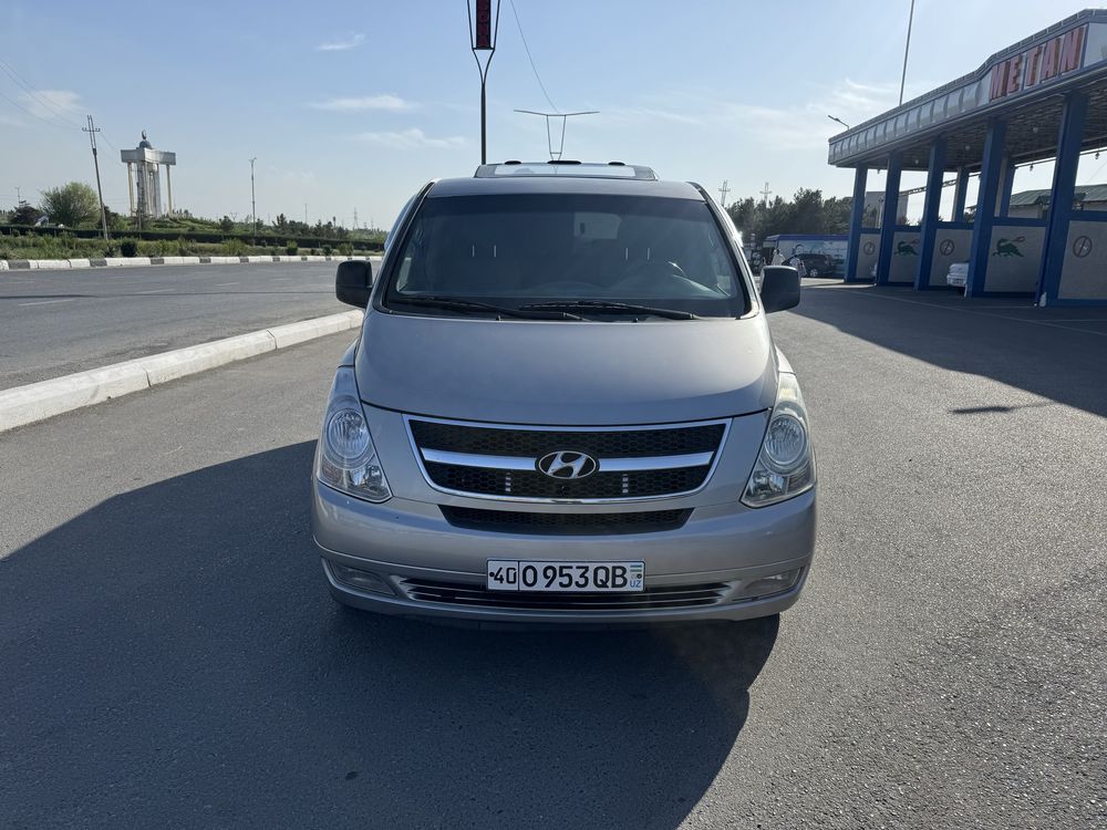 Hyundai grandstarex н1