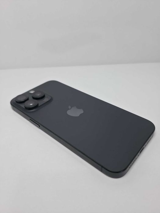 iPhone 15 Pro Max 256GB Titanium Black