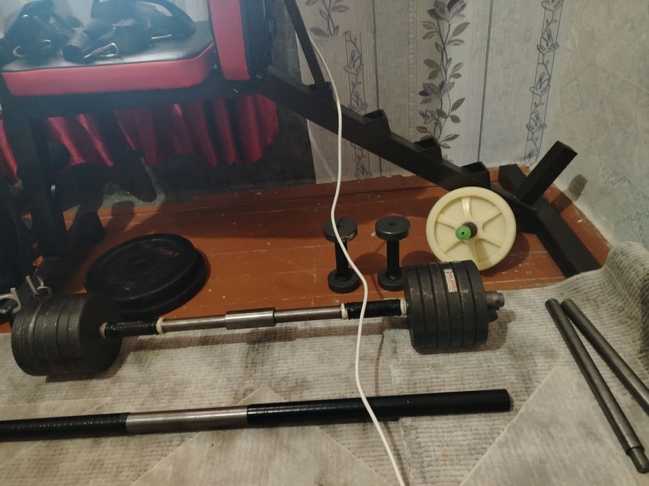 Штанга Гантели Гиря скамья.