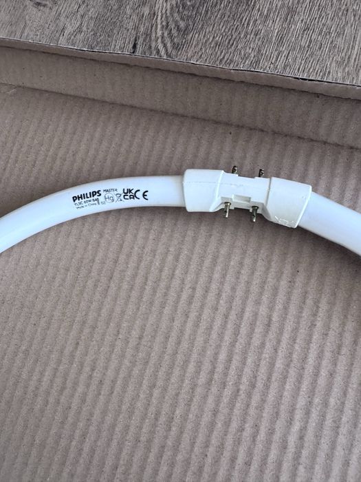 Neon Circular Philips TL5-C 60W/840 Lumină Albă Neutră) -NOU!