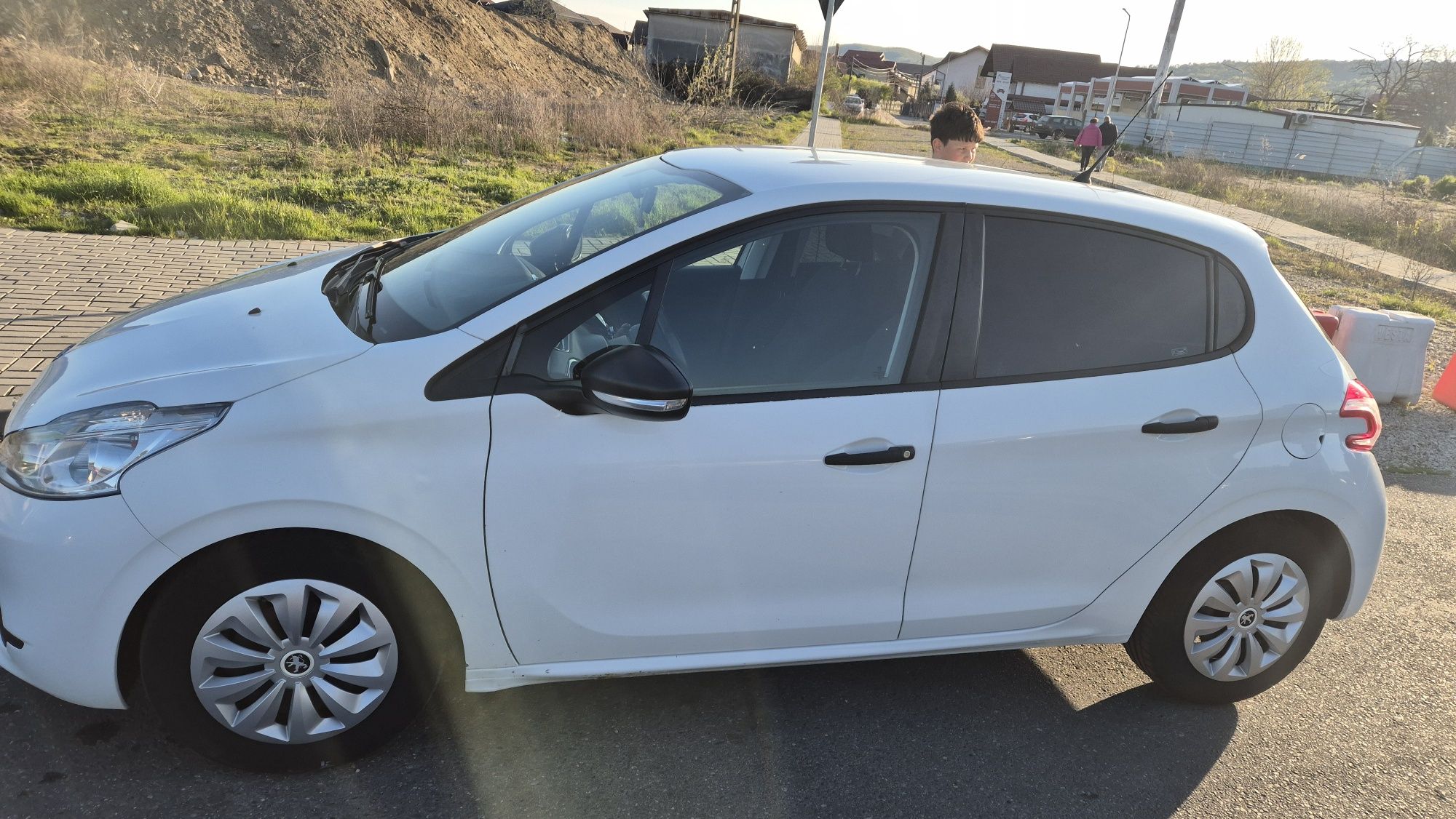 Peugeot 208 2013