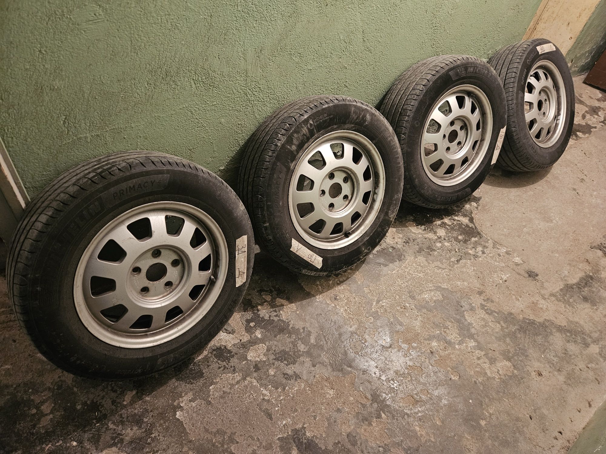 Джанти 5х112 r15 с гуми 195/65/15 Michelin