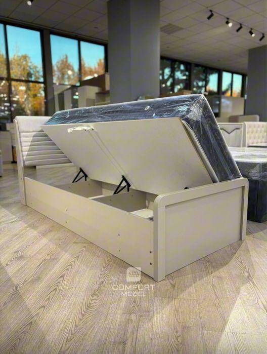 Кровать от сомфорт мебел