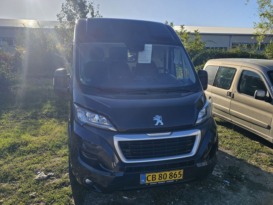 Pegeout boxer Full option