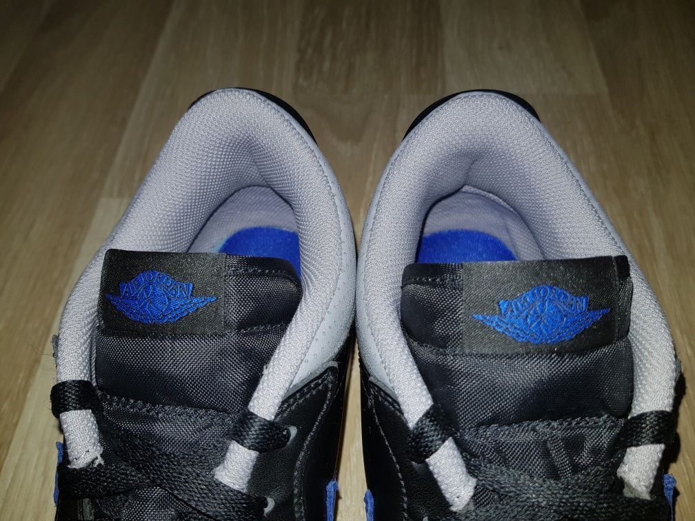 Adidasi Air Jordan mărimea 40 nike force boost