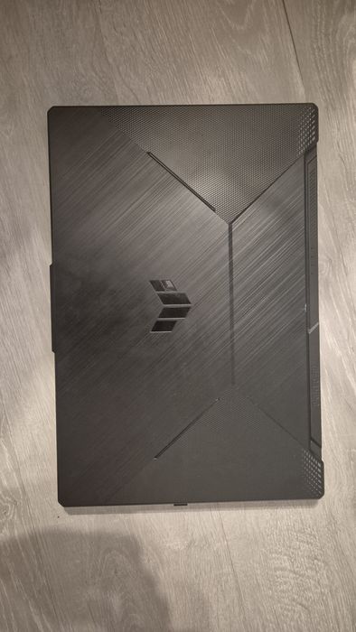 Laptop Asus Tuf A17 + ghiozdan laptop asus Tuf