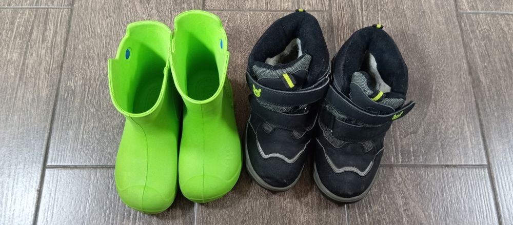 Обувь детская продам