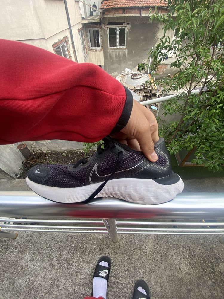 Nike renew shoes