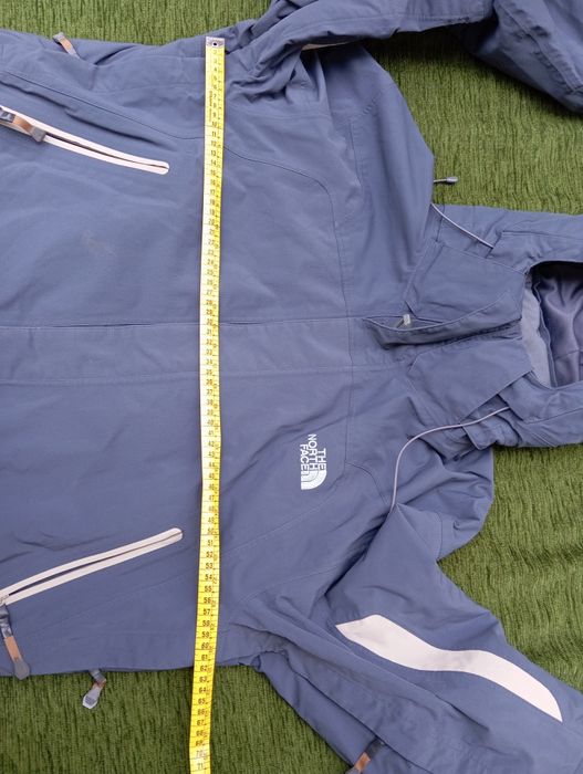 Vând geacă de bărbați The North Face!