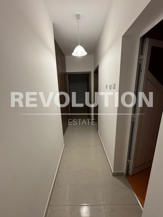 Дава се под наем Тристаен апартамент в Пловдив, Център - 90 кв.м за 350 € - Снимка #9