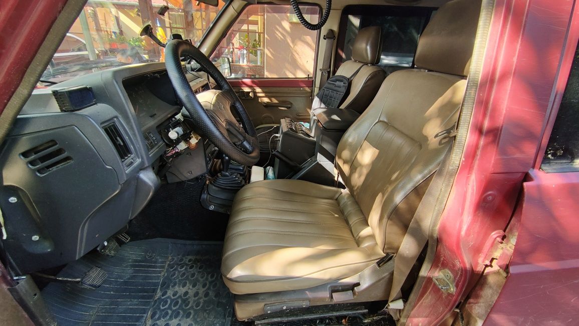 Vând sau schimb Nissan Patrol Y60 4.2 diesel TD42