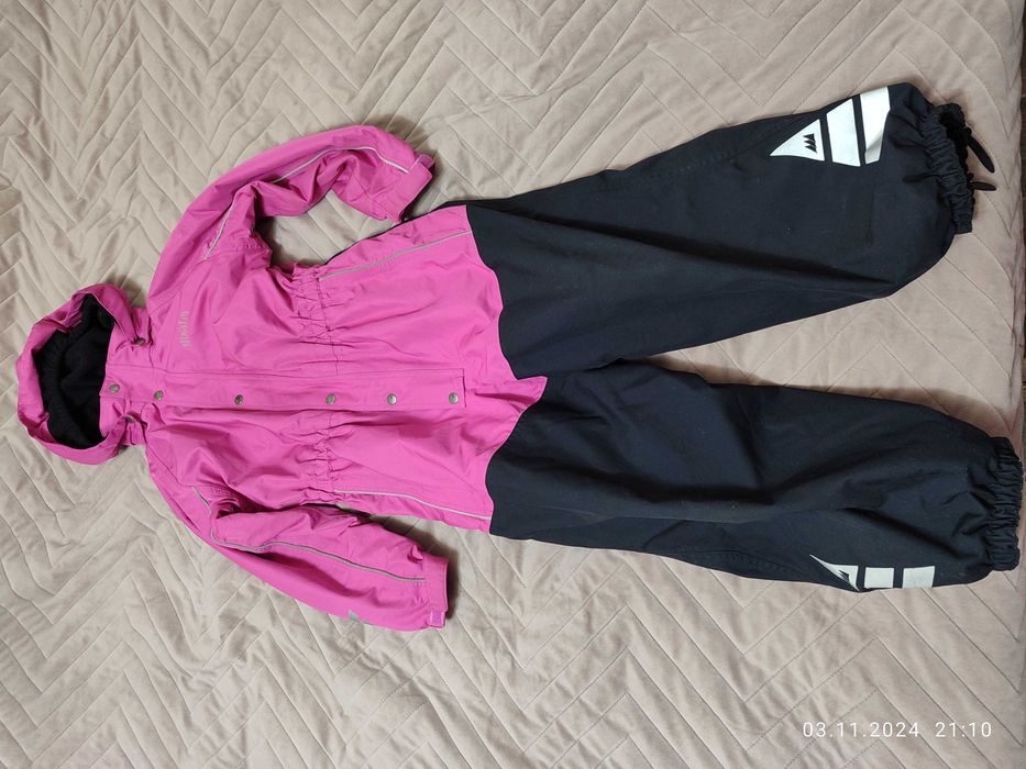 Комбинезон для осенних и весенних прогулок