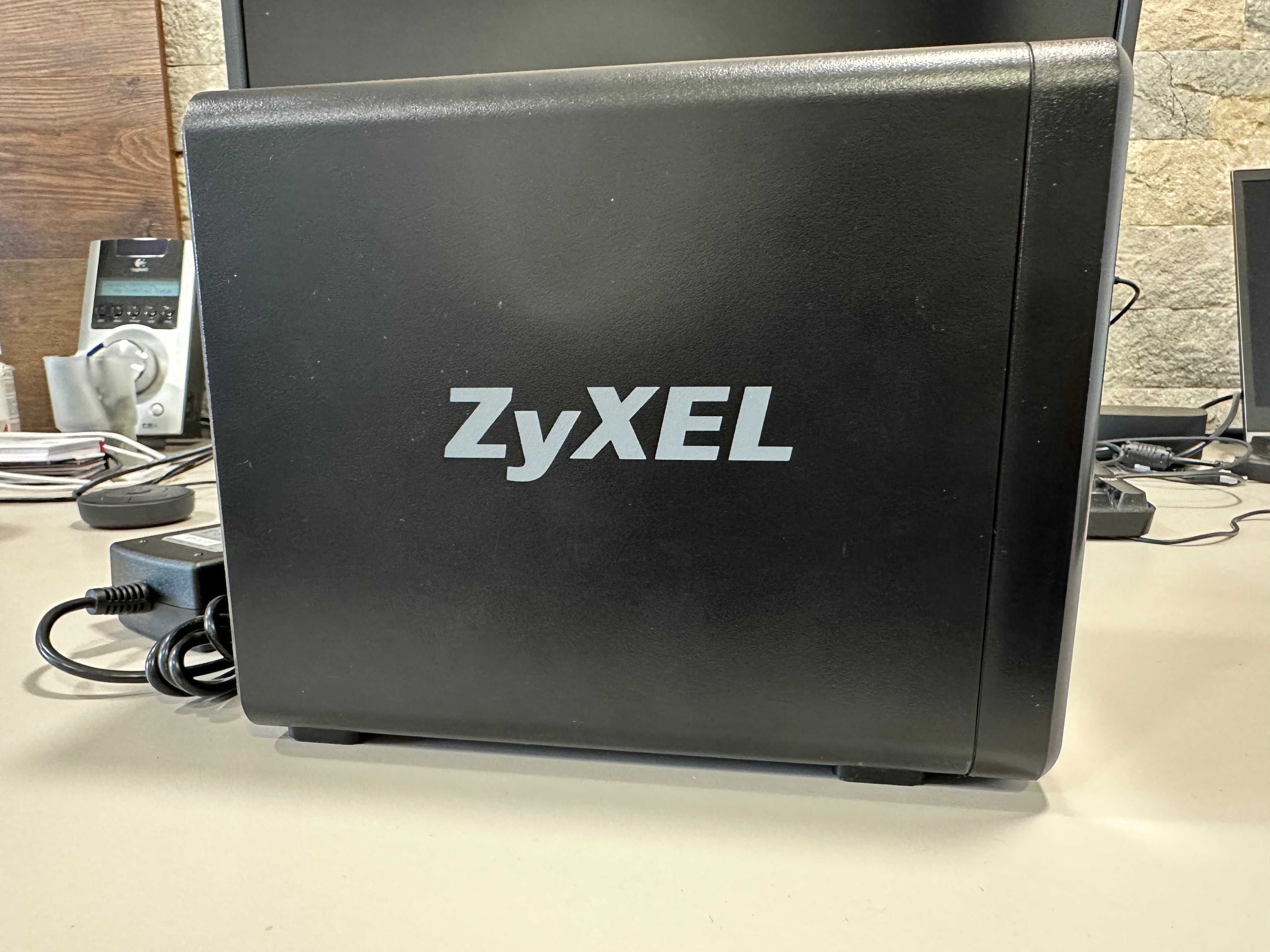 NAS Network Storage ZyXEL NSA325 V2