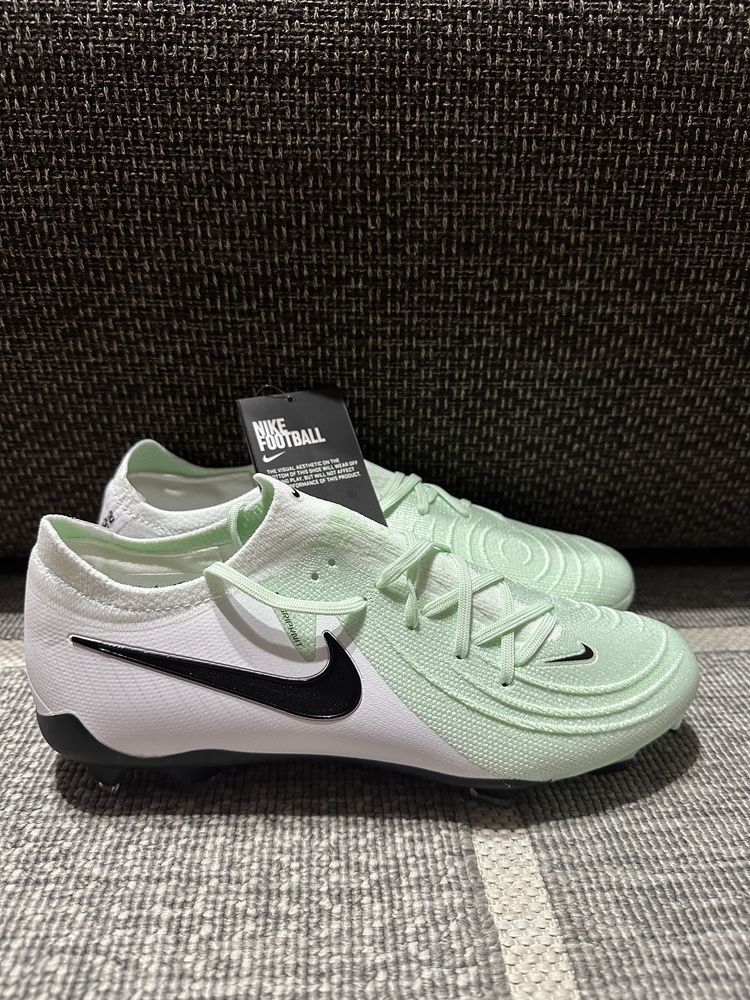 Ghete fotbal Nike Phantom marimea 42