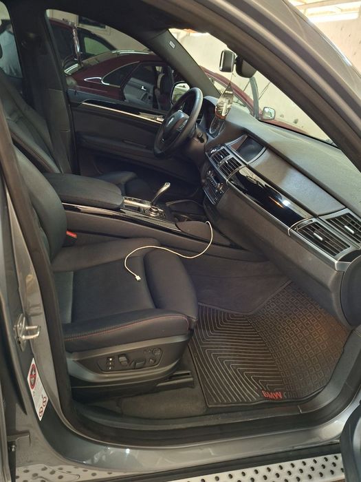 BMW X6 srocna sotiladi