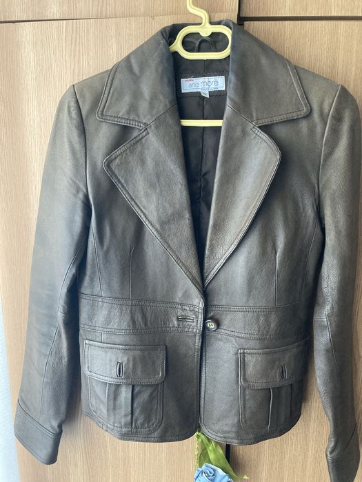 Geaca piele maro Bata