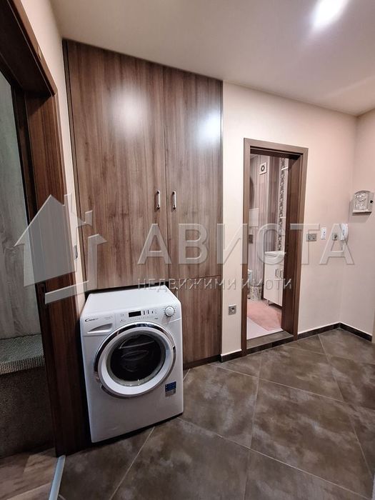 3-стаен в София-Студентски Град, обзаведен с гараж