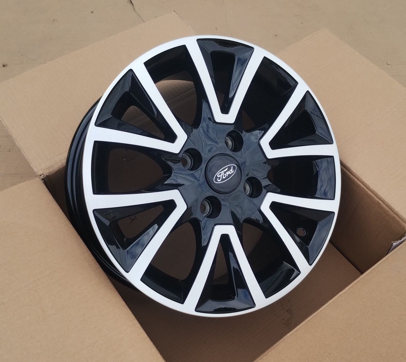 Jante 15 Ford Fiesta B-Max Ecosport  Ka Focus Fusion  4 x 108 R15