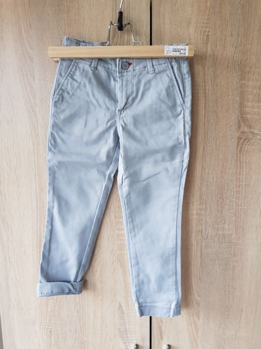 Kiabi жилетка плетиво 3-4г