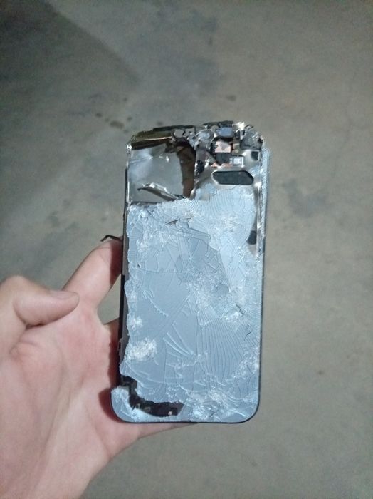 Iphone 13 sotiladi