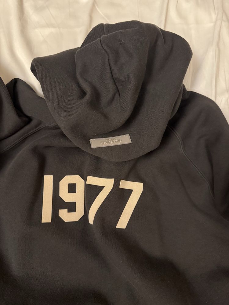 Комплект Анцуг Esstentials Fear of God 1977