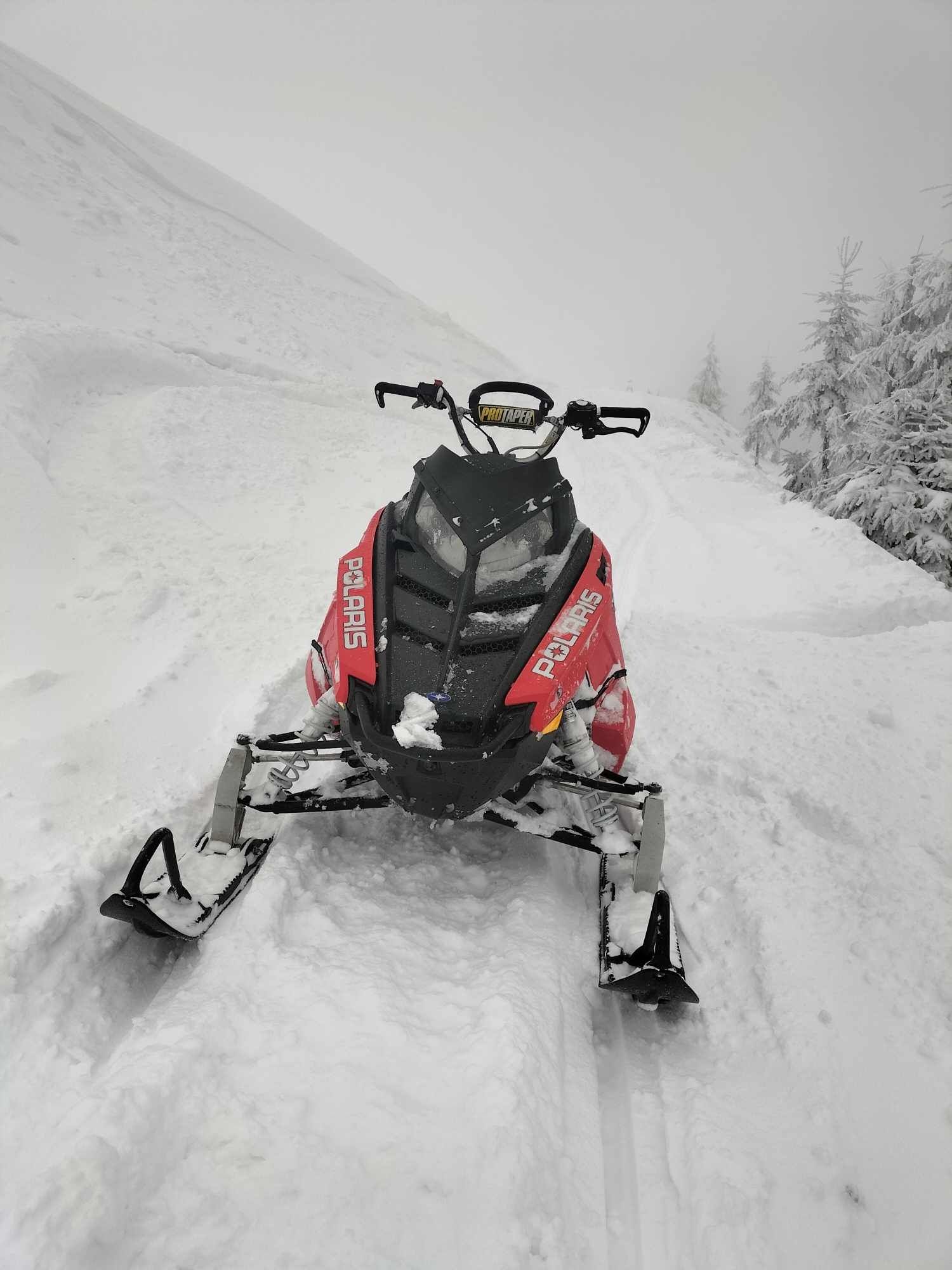 Snowmobil Polaris Pro RMK 800  de vânzare