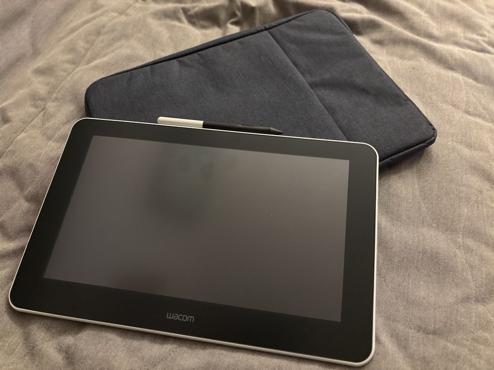 Tableta grafica profesionista - Wacom 13” impecabila