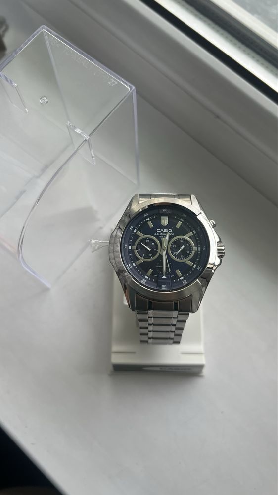 Продам часы Casio Illuminator WR50