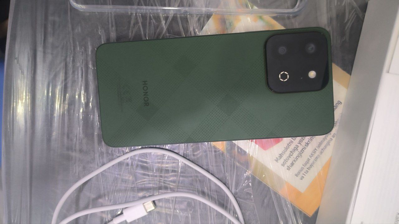 Телефон Honor X7c