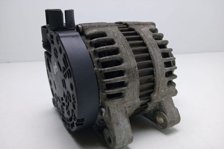Alternator  2.0 tdci Ford S-Max prima generatie seria