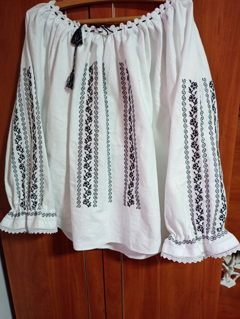 Cămașă tradițională