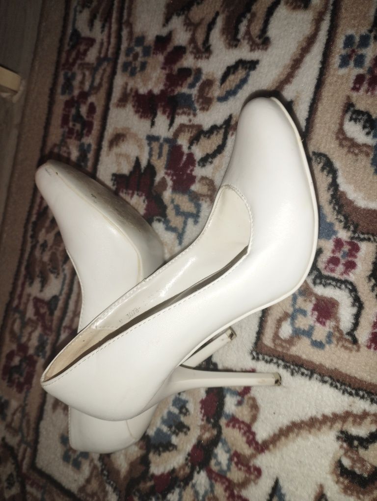 Свадебный туфли белый