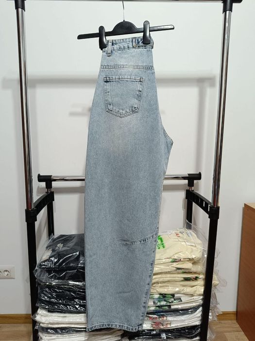 Blugi la modă pentru femei