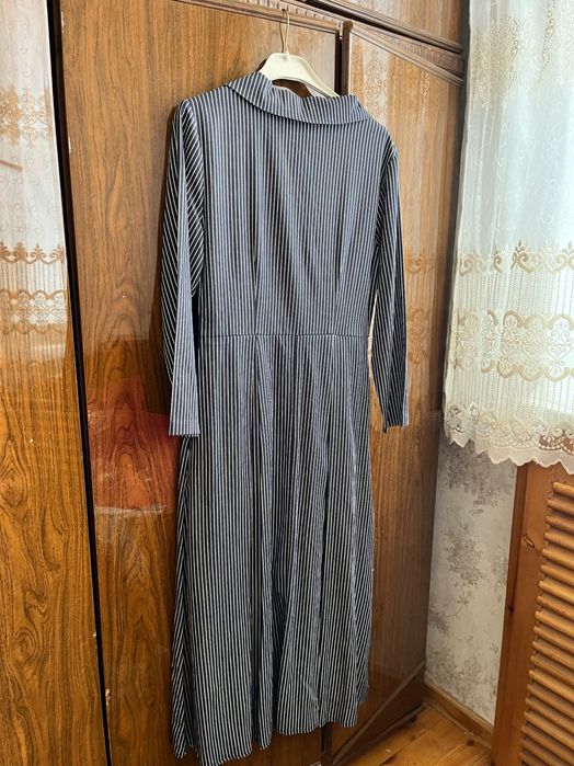 Чёрный женское платье, французской длины, новая