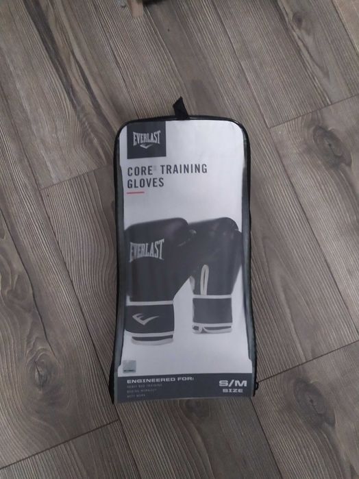 Everlast core training боксови ръкавици