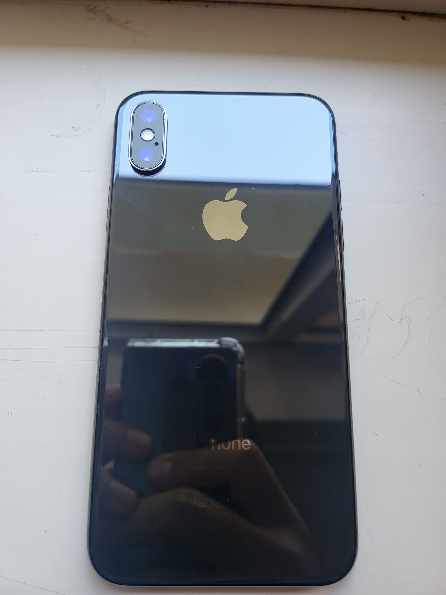 iPhoneX 64GB sotiladi