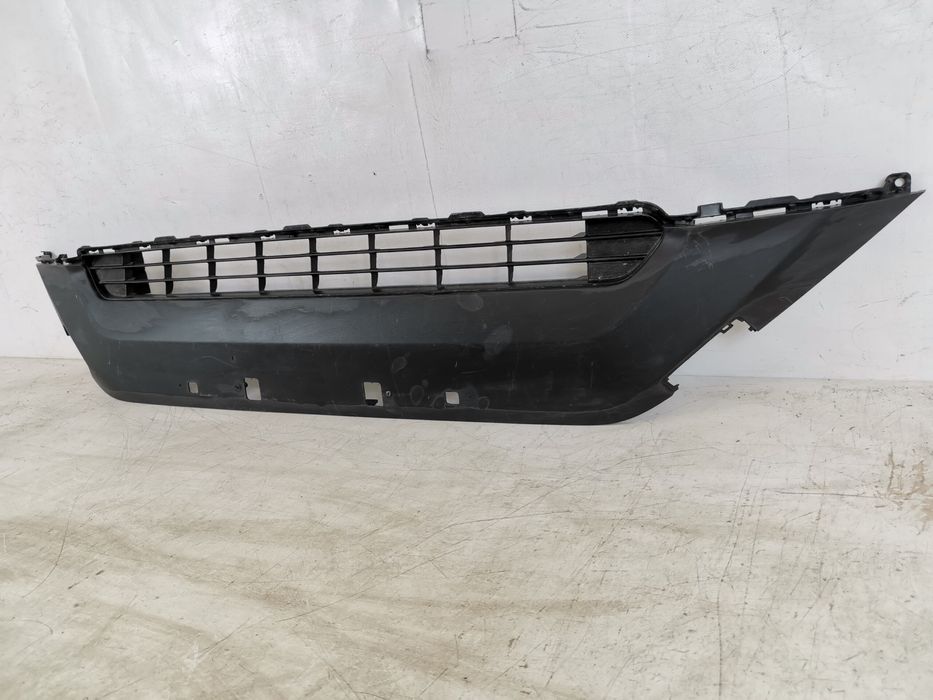 Долна решетка Тойота Рав 4 / Toyota Rav 4 Оригинална, в добро състояни