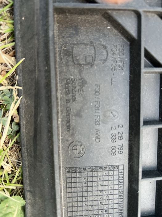 Bmw нови оригинални гумени стелки за ф30/31