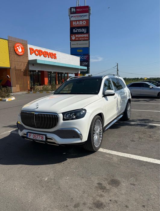 Mercedes - Benz / Maybach GLS 600 / 4 matic / Interior Full Black